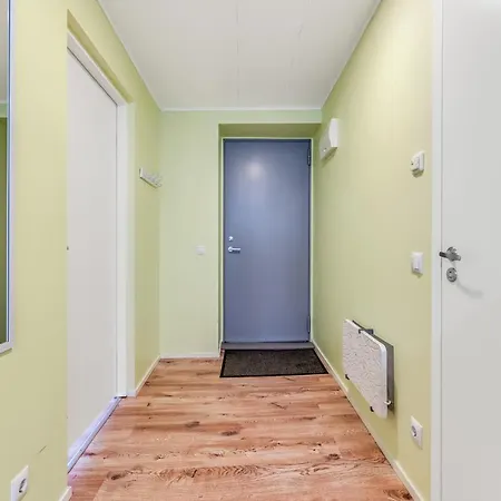 Apartment 11 - Bright & Quiet 2Br Apartment, Near Old Town *